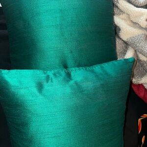 Emerald Green  Throw Pillows